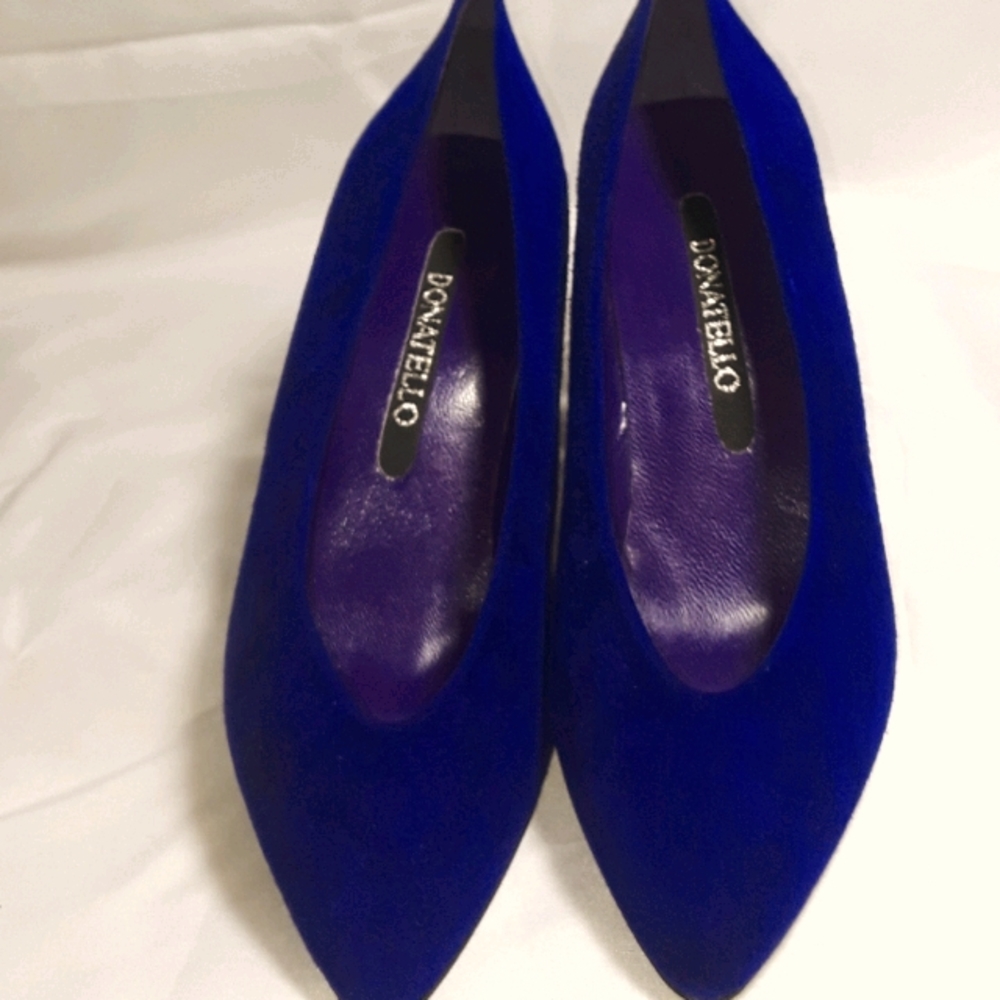 Vintage off shelf heels